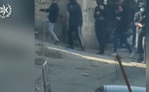 Стрельба во время сноса дома террориста: показано видео