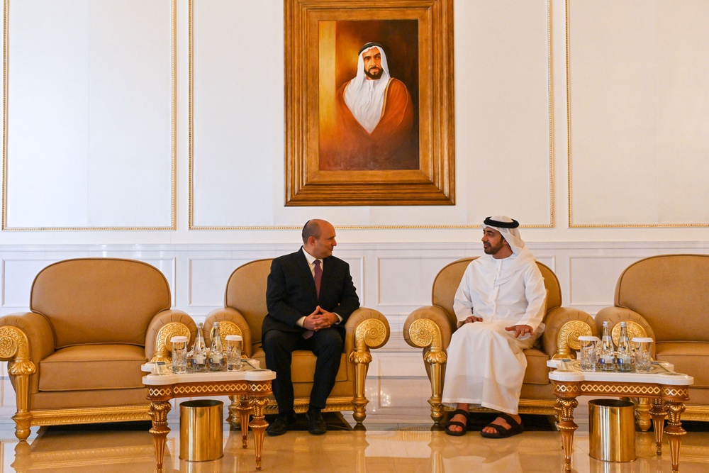 Нафтали Беннет прибыл в Абу-Даби для встречи с президентом ОАЭ