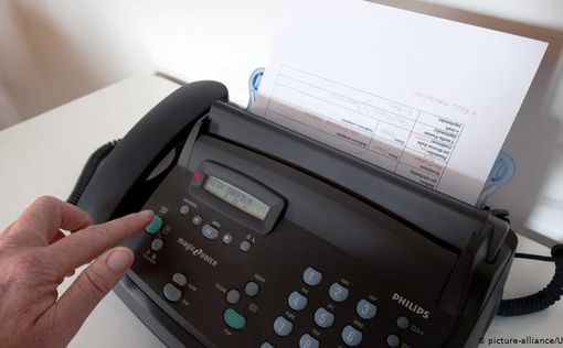 В Японии отправляют медицинские отчеты о COVID-19 по факсу