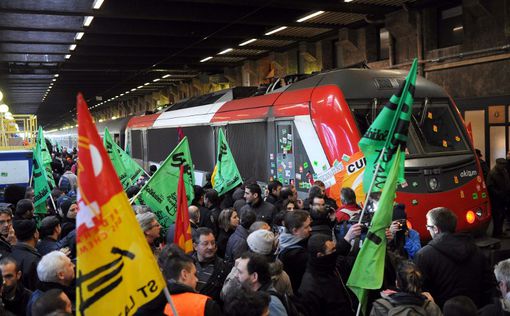 В метро Милана пустили антивандальные поезда
