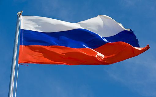 В России неизвестные срывают флаги к 9 мая
