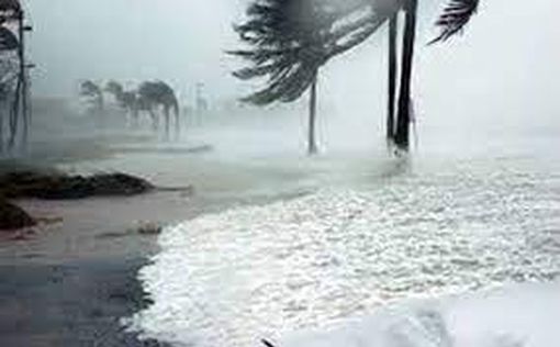Тропический шторм "Лиза" обрушился на юг Мексики
