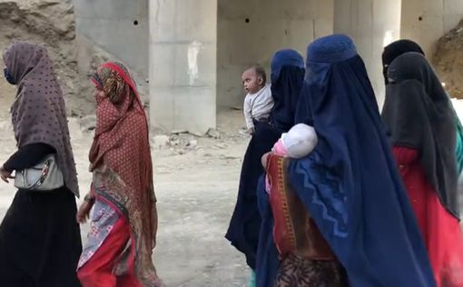 Пакистан выгоняет 1 700 000 афганских беженцев
