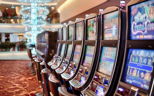 Как выбрать игровой автомат в онлайн казино играть онлайн игровые автоматы бесплатно 777