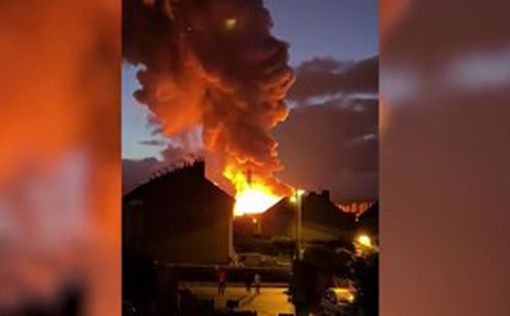 Мощный взрыв и пожар на складе литиевых батарей во Франции