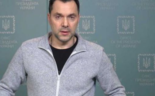 Арестович отреагировал на убийства  мирных жителей в Киевской области