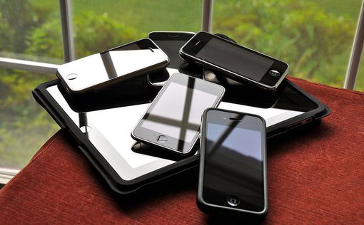 Мобильные телефоны - путь к бессоннице