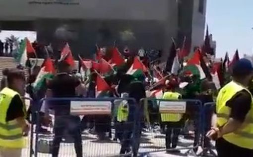 "Красная черта": палестинские флаги в Университете Бен-Гуриона