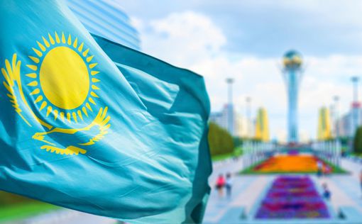 Парламент Казахстана переименовал столицу, стирая памать о Назарбаеве