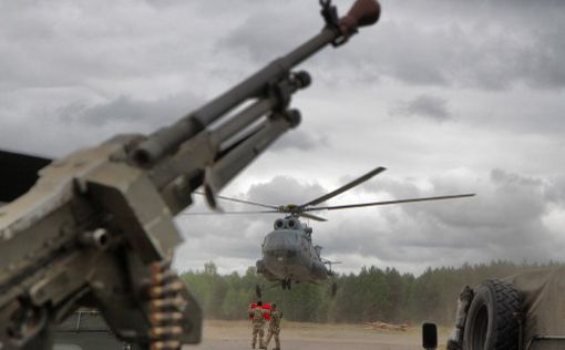 Сотни единиц бронетехники НАТО переброшены к границам России