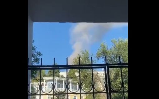 Видео:  Из здания штаба Черноморского флота валит дым