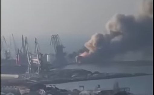 В порту Бердянска уничтожен российский корабль "Орск"