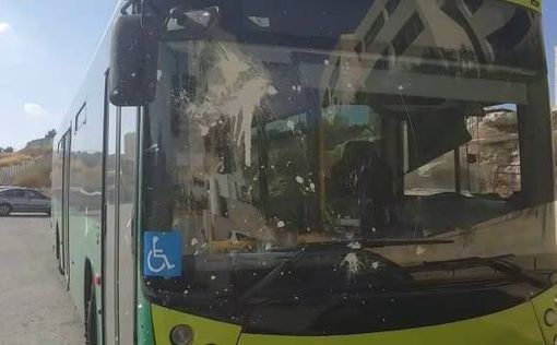 Арабы закидали камнями автобус в Иерусалиме, ранен водитель
