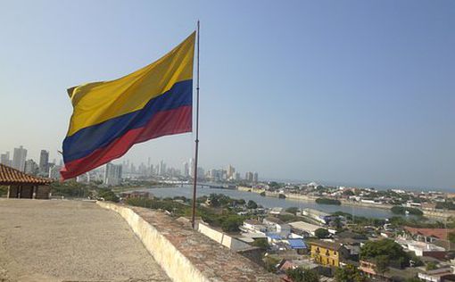 Правительство Колумбии договорилось с повстанцами о прекращении огня