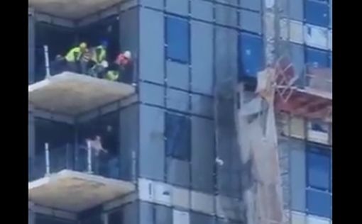 Тель-Авив: на стройке рухнул подъемник, есть жертвы