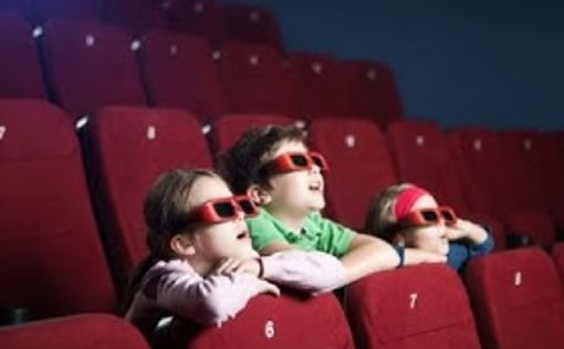 В Израиле открываются кинотеатры и концертные залы