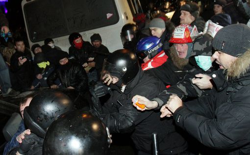 Столкновения Беркута и демонстрантов в Киеве