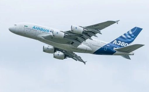 Airbus получил заказ на поставку реактивных самолётов в Китай на $37 млрд