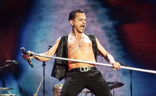 Лидер Depeche Mode перешел в православие