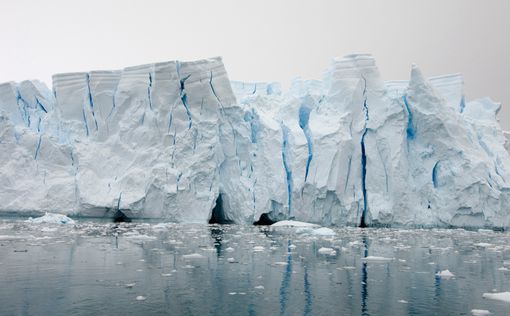 Ученые построят  хранилище льда в Антарктиде