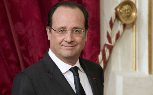 Рим "встречает" президента Франции терактом