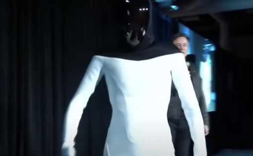 Илон Маск представил прототип робота-гуманоида Optimus