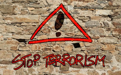 Греция: Подозреваемым в терроризме предложили деньги за атаку на еврейский центр