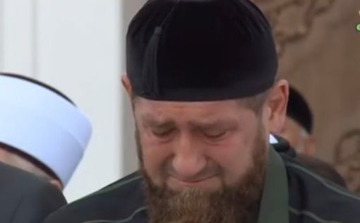 Кадыров прослезился в мечети
