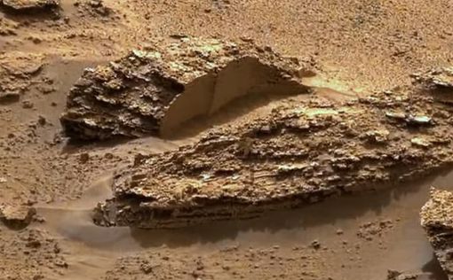 Огромный метеорит упал на Марс. Затем NASA сделало еще большее открытие