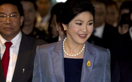 Премьер Таиланда предстала перед конституционным судом