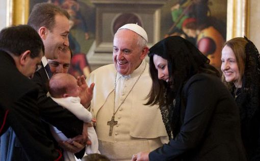 Папе Франциску дети сделали неожиданный подарок