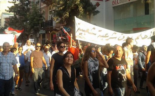 Ливанский "Майдан" занял две главные площади Бейрута