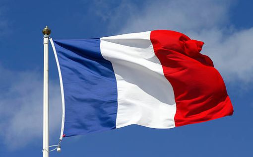 Гибель подростка во Франции: для семьи полицейского собрали 1 млн евро