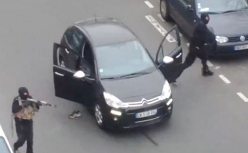 Мега-теракт в Париже, убиты 11 человек