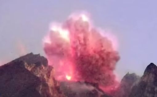 В Индонезии из-за активности вулкана объявлена эвакуация