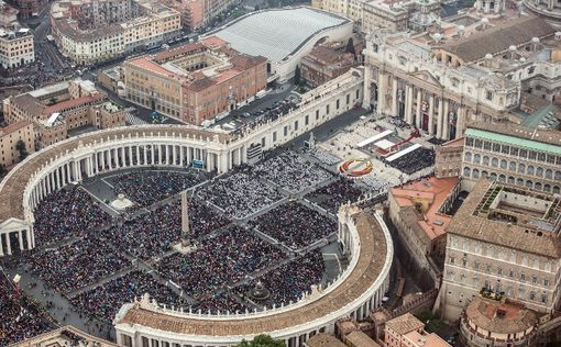 Канонизация Пап Римских в Ватикане