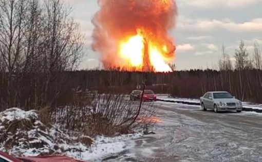 Взрыв и пожар в Ленинградской области: видео с места ЧП