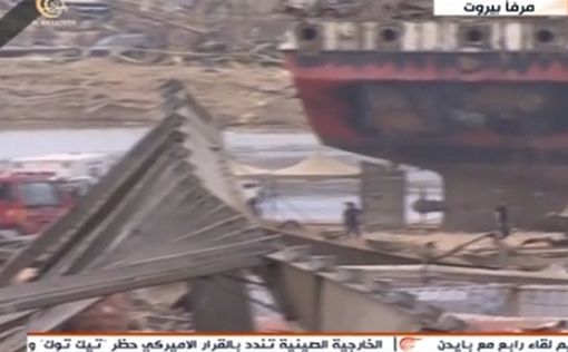 В порту Бейрута 21 год стоят два судна со снарядами