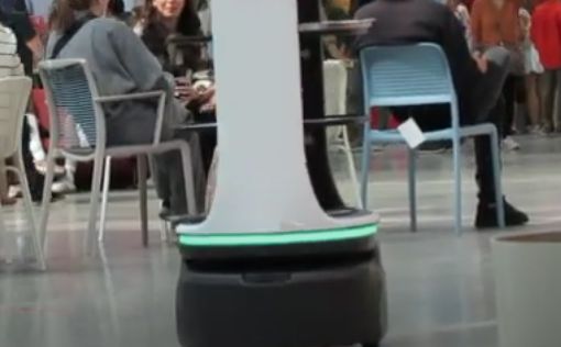Робот-супервайзер совершил первый в мире "робосуицид"