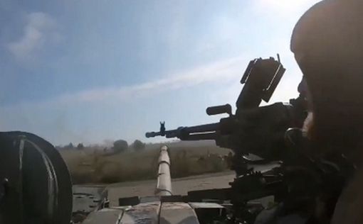 Бойня: российская колонна "въехала" в украинские танки