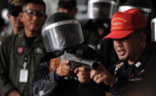 В Бангкоке обстреляли лагерь протестующих: 7 раненых