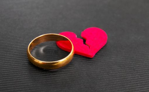 Разведенные женщины умирают от инфаркта чаще замужних