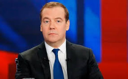 Медведев созвонился с президентом Зимбабве: говорили об Украине