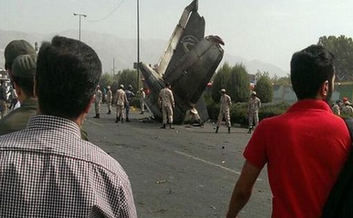 Самолет упал на центр Тегерана