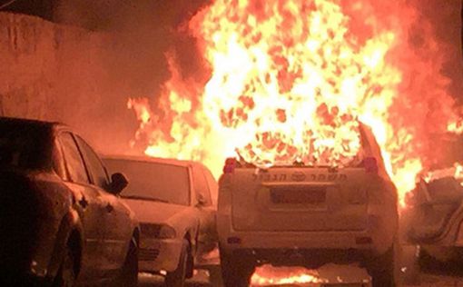 Бунт в арабском квартале Иерусалима, сожжены два джипа