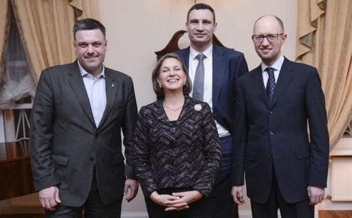Украина: Лидеры оппозиции встретились с Нуланд