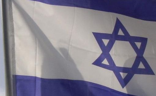 Босс в корпорации КАН сорвал израильские флаги и избил сотрудника