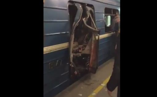 Появилось видео с места взрывов в метро Питера