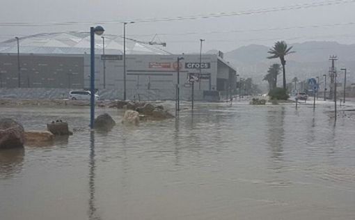Проливные дожди привели к наводнениям в Хадере и Нетании