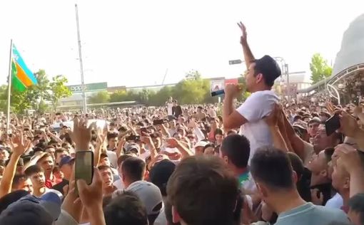 В Узбекистане проходят массовые протесты: введен спецназ Нацгвардии